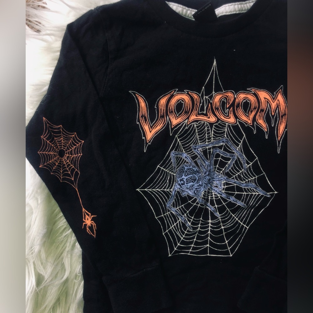 Volcom & Hurley shirts - Picture 2 of 5